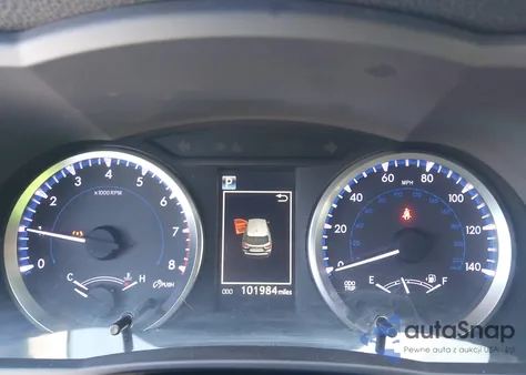 2018 Toyota Highlander Le z USA, uszkodzony, nr VIN 5TDBZRFHXJS870840